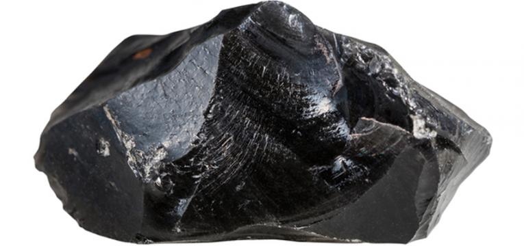 pierre obsidienne noire