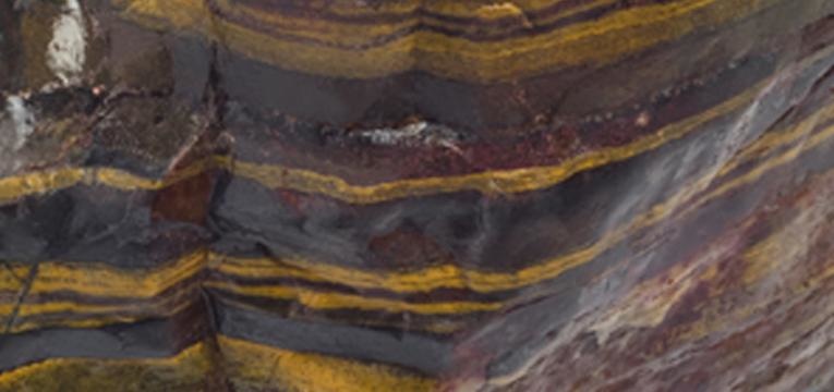 pierre œil de fer pierre œil de fer