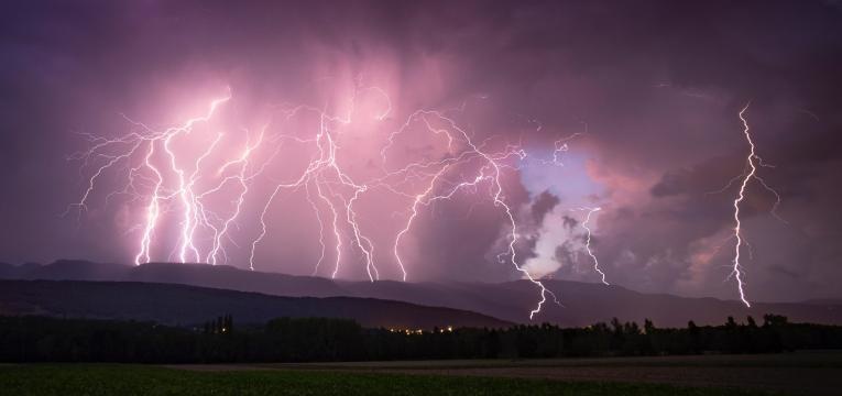 chats sentent l’orage chats sentent l’orage