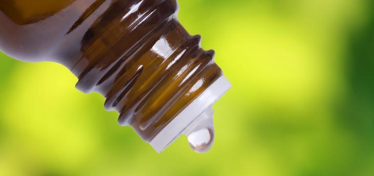 l’huile essentielle de cèdre de Virginie