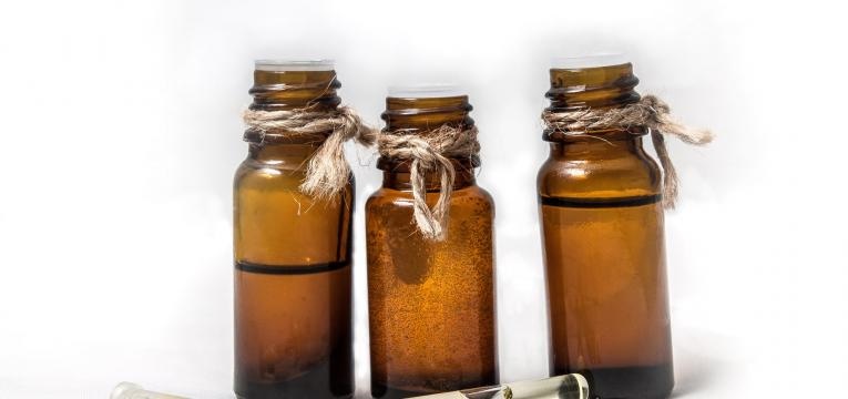 l’huile essentielle de cèdre de l’Atlas