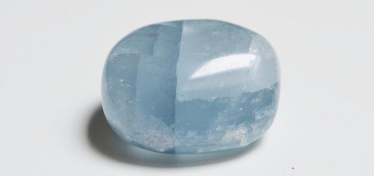 pierre célestite pierre célestite