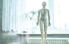 douleurs menstruelles insupportables : osteopathe