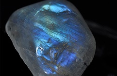 lithothérapie pour le deuil pierre de lune