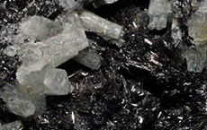 pierre contre les kystes - tormaline