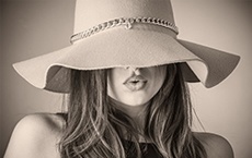 superstitions avec des objets : chapeau